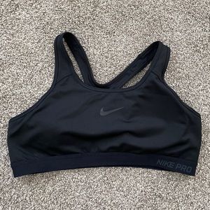 Nike Pro Sports Bra